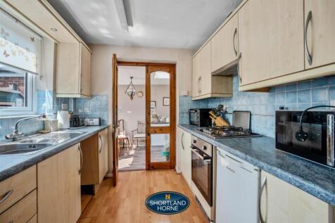 20 Milford Close WM (16 of 25).jpg