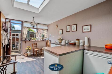 20 Milford Close WM (20 of 25).jpg