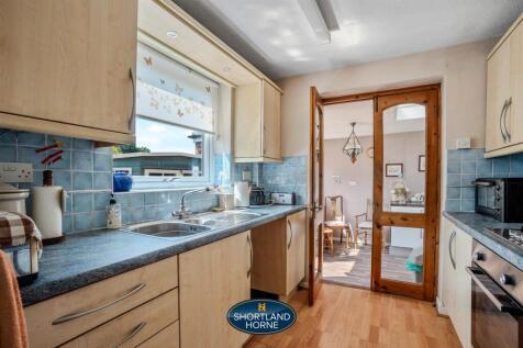 20 Milford Close WM (17 of 25).jpg