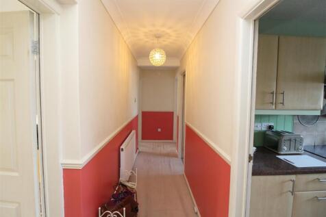 HALLWAY.jpg