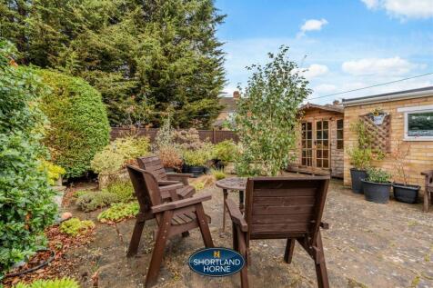 21 Regis Walk WM (16 of 25).jpg