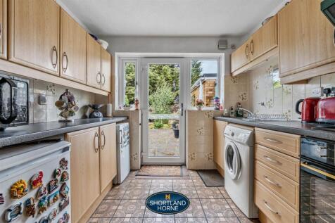 21 Regis Walk WM (11 of 25).jpg