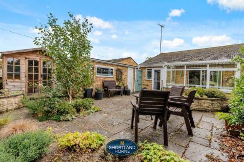 21 Regis Walk WM (17 of 25).jpg