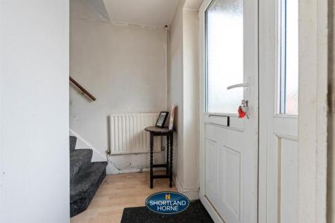 18 Raynor Crescent WM (9 of 20).jpg