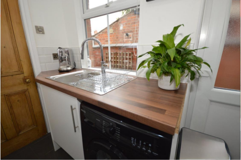 Kitchen 4.png