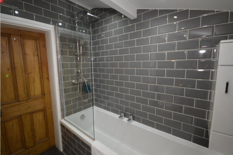 Bathroom 3.png