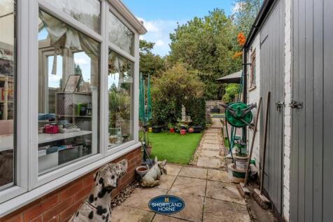 17 Cheriton Close (1 of 27).jpg