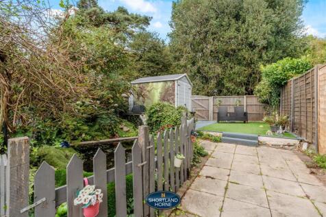 17 Cheriton Close (3 of 27).jpg