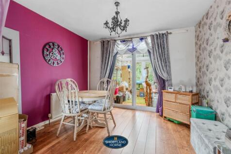 17 Cheriton Close (19 of 27).jpg