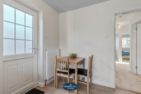 45 Lonscale Drive (8 of 30).jpg