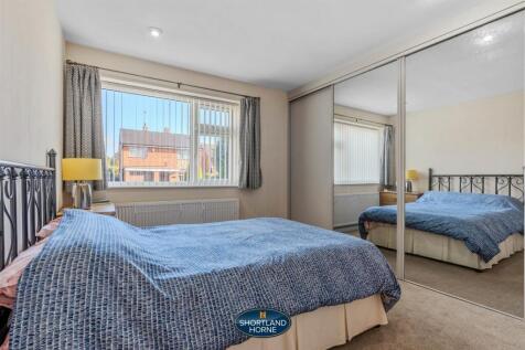 45 Lonscale Drive (11 of 30).jpg