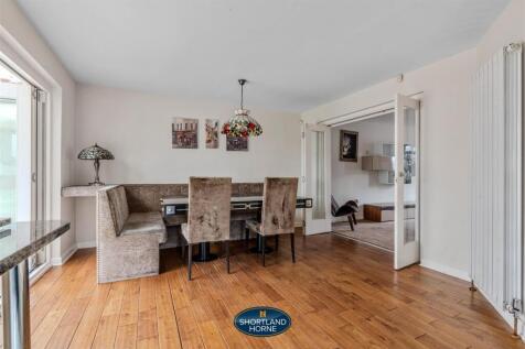 140 Leamington Road (28 of 49).jpg