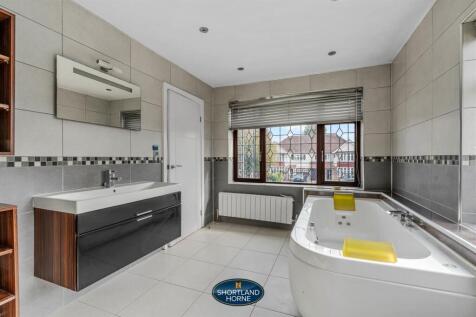 140 Leamington Road (8 of 49).jpg