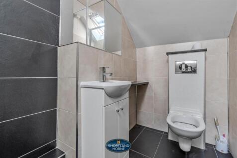 140 Leamington Road (18 of 49).jpg