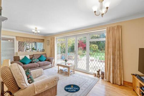 248 Canley Road (30 of 53).jpg