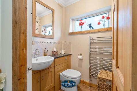 248 Canley Road (25 of 53).jpg