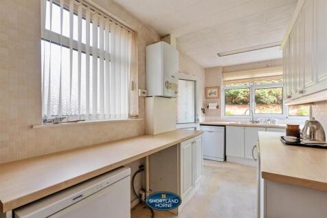 125 Cecily Rd (20 of 28).jpg