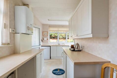 125 Cecily Rd (21 of 28).jpg