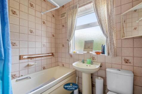 125 Cecily Rd (6 of 28).jpg