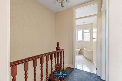 32 Lake View Road (14 of 28).jpg