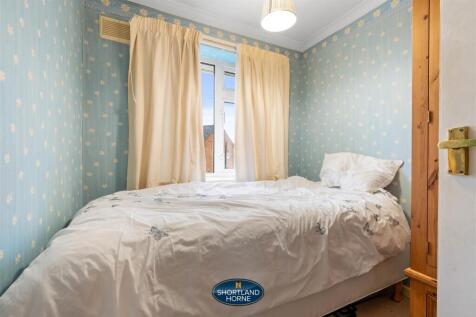 5 Blecthley Drive (10 of 21).jpg