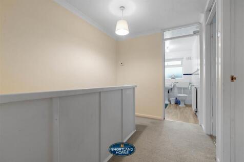 5 Blecthley Drive (9 of 21).jpg