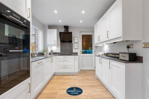 131 Halford Lane (7 of 28).jpg