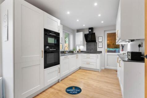 131 Halford Lane (6 of 28).jpg