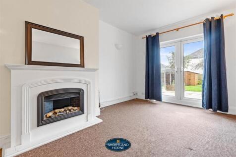 27 Bathurst Rd (16 of 29).jpg