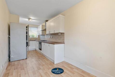 27 Bathurst Rd (21 of 29).jpg