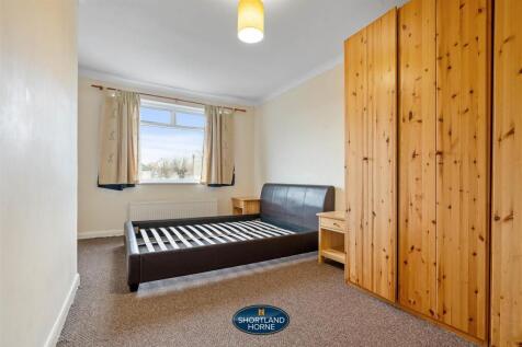 27 Bathurst Rd (7 of 29).jpg