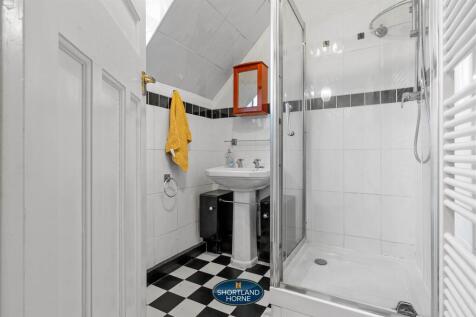 27 Bathurst Rd (11 of 29).jpg