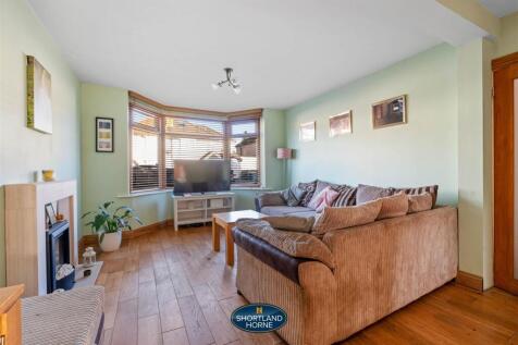 67 Elm Tree Ave (19 of 39).jpg