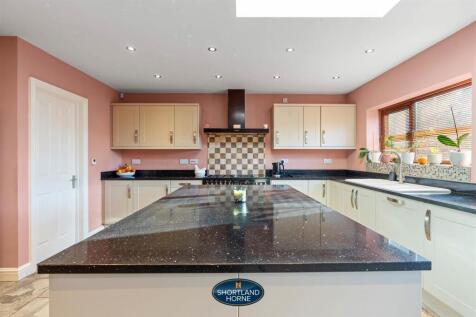 67 Elm Tree Ave (23 of 39).jpg