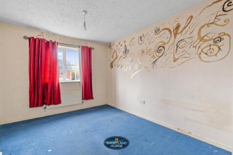 13 Lymington Drive (8 of 17).jpg