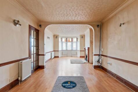 72 Eversleigh Road (19 of 27).jpg