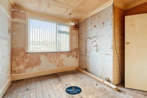 72 Eversleigh Road (5 of 27).jpg