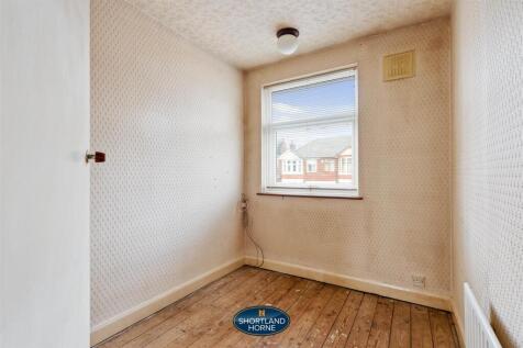 72 Eversleigh Road (11 of 27).jpg