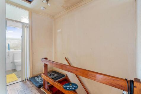 72 Eversleigh Road (12 of 27).jpg