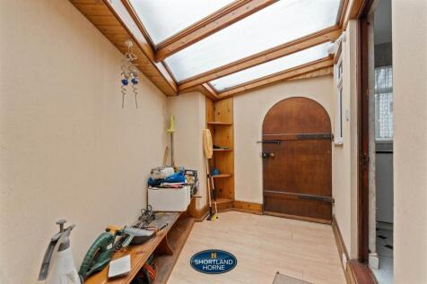 952 Broad Lane (12 of 21).jpg