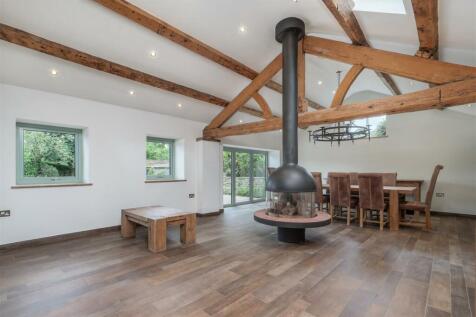 Pott Hall Barn Interior-3.jpg
