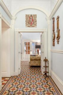 8529686-interior28.jpg