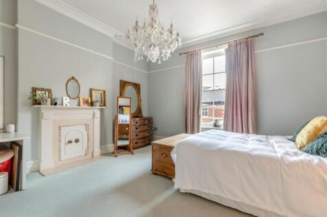 8529686-interior12.jpg