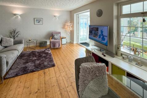 5 Beeston Close (20 of 39).jpg
