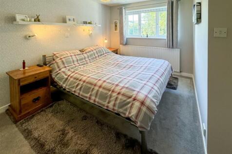 5 Beeston Close (28 of 39).jpg