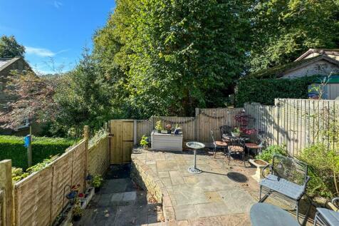5 Beeston Close (26 of 39).jpg