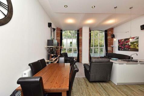 OPEN PLAN LIVING DINING KITCHEN