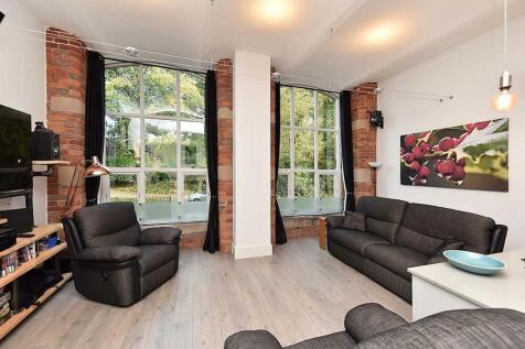 OPEN PLAN LIVING DINING KITCHEN