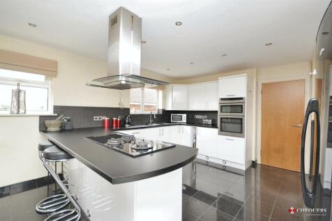 Kitchen hub