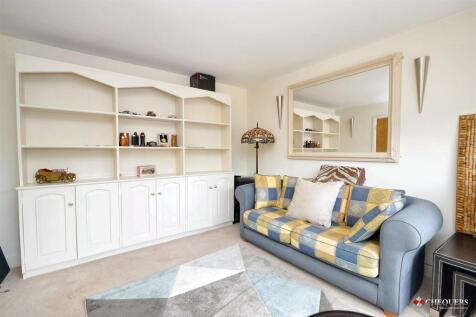 Study/ family room